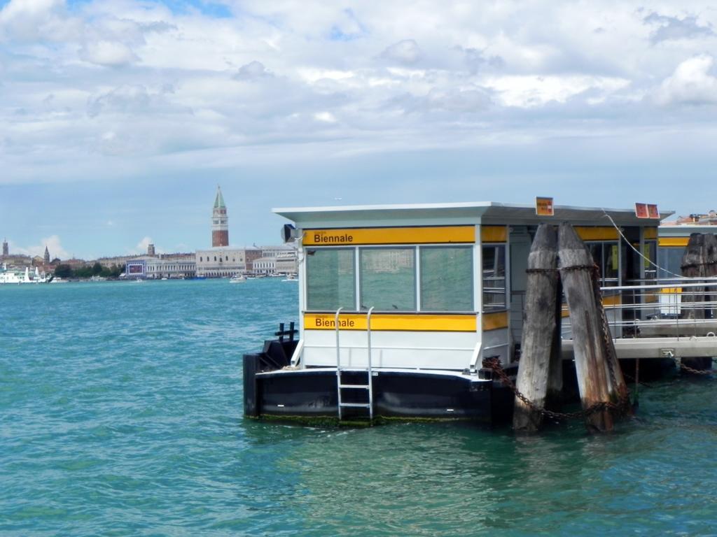 Biennale 252 Apartment Venice Room photo